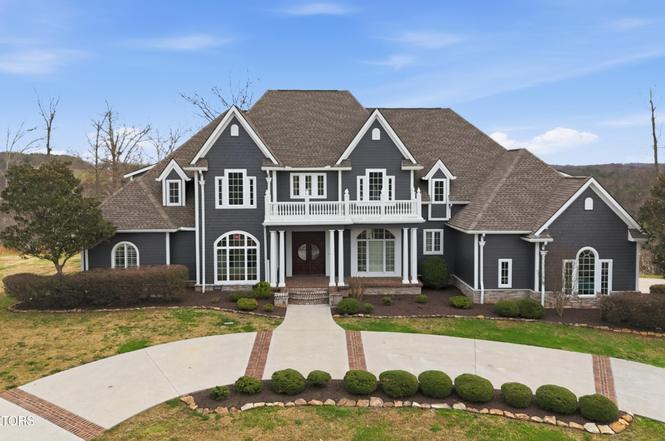 910 Eagle Nest Dr, Loudon, TN