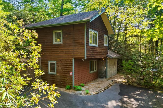 925 Sunshine Trl, Gatlinburg, TN