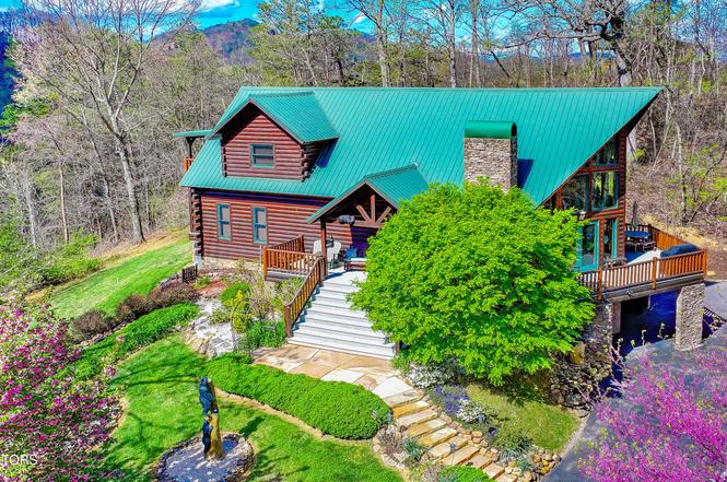 3341 Sugar Maple Loop Rd, Sevierville, TN
