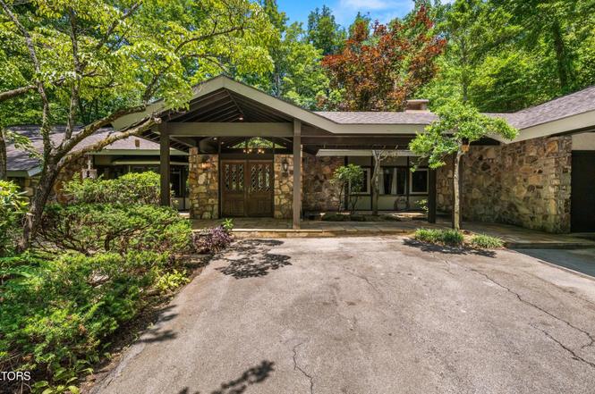 1115 Old Cartertown Rd, Gatlinburg, TN