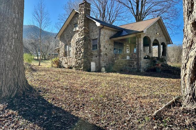 3528 Sugar Camp Cir, Sevierville, TN