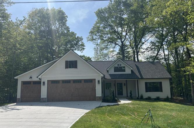 690 Westchester Dr, Crossville, TN