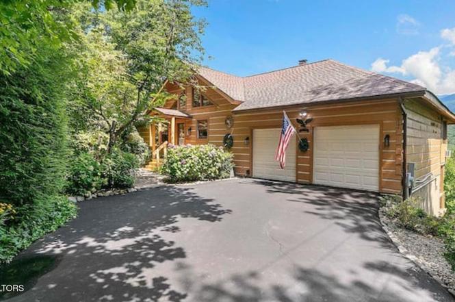 449 Lucerne Way, Gatlinburg, TN