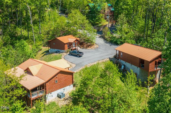921 Statham Way, Gatlinburg, TN