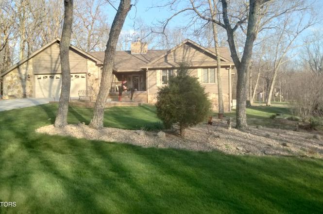 107 Wickham Ln, Crossville, TN