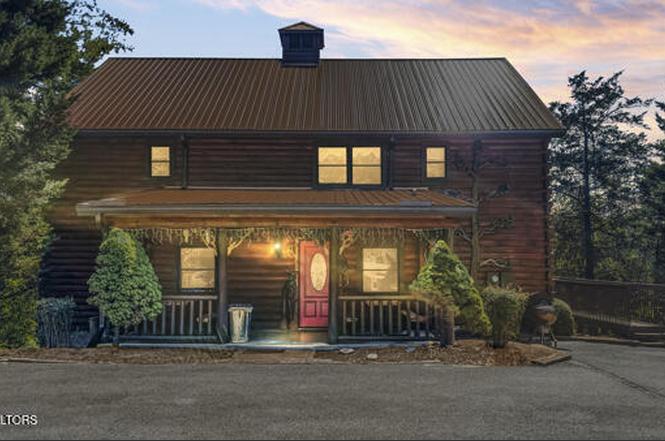 838 Bear Run Way, Sevierville, TN