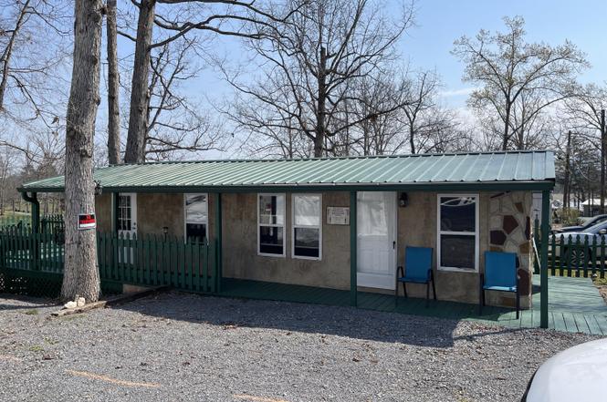 1220 Fishermans Way, Sevierville, TN