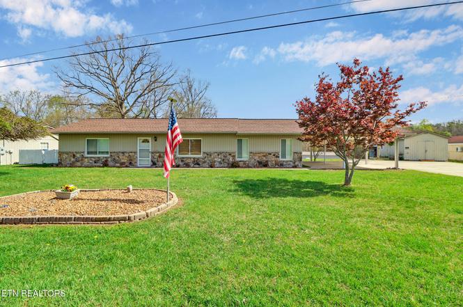 98 Drew Howard Rd, Crossville, TN