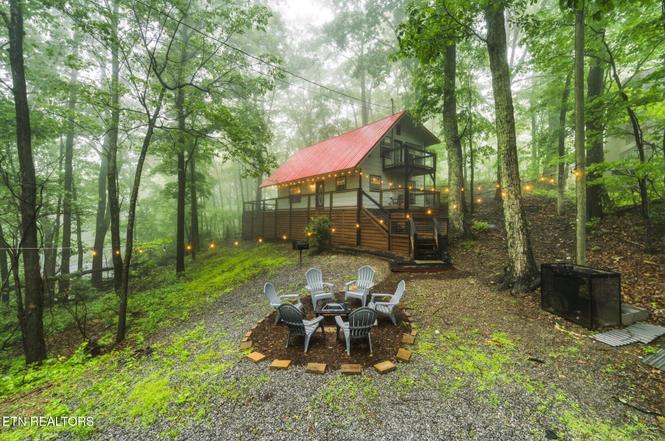 1375 S Baden Dr, Gatlinburg, TN