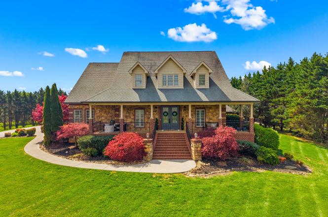 1316 Conner View Ct, Sevierville, TN