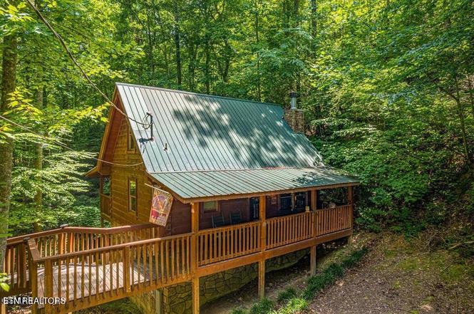 1823 Laurel Valley Way, Sevierville, TN