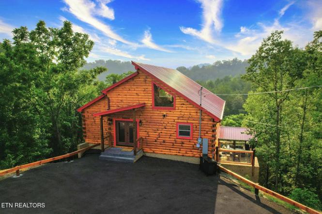 1908 Eagle Ct, Sevierville, TN