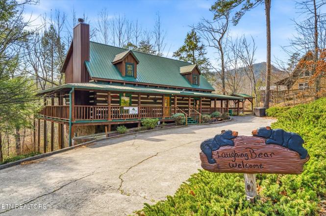 1515 Bluff Ridge Rd, Sevierville, TN