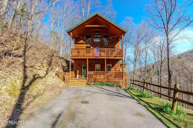 3538 Wolf Way, Sevierville, TN