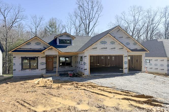 155 Natchez Cir, Crossville, TN