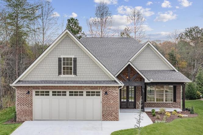 154 Elokwa Way, Loudon, TN