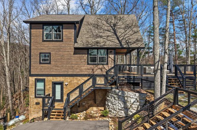 441 Matterhorn Dr, Gatlinburg, TN