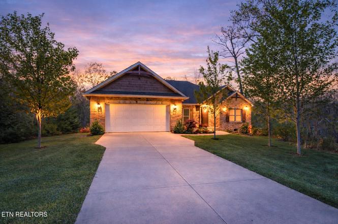 107 Charles Pl, Crossville, TN