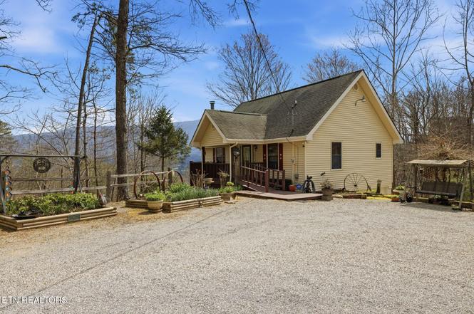 3132 Wears Overlook Ln, Sevierville, TN