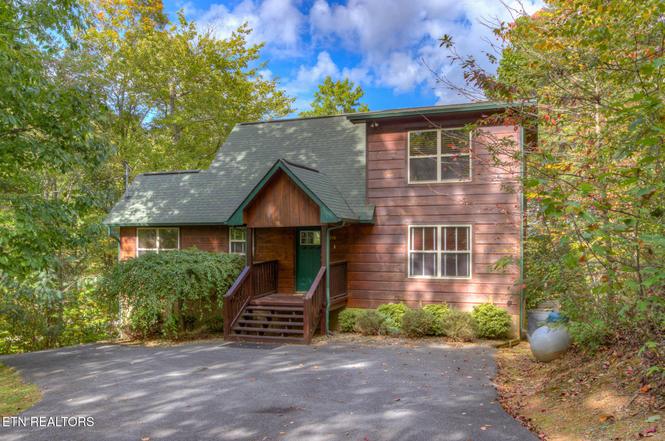 3810 Old Mountain Rd, Sevierville, TN