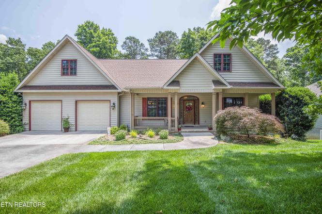 308 Tahlequah Dr, Loudon, TN