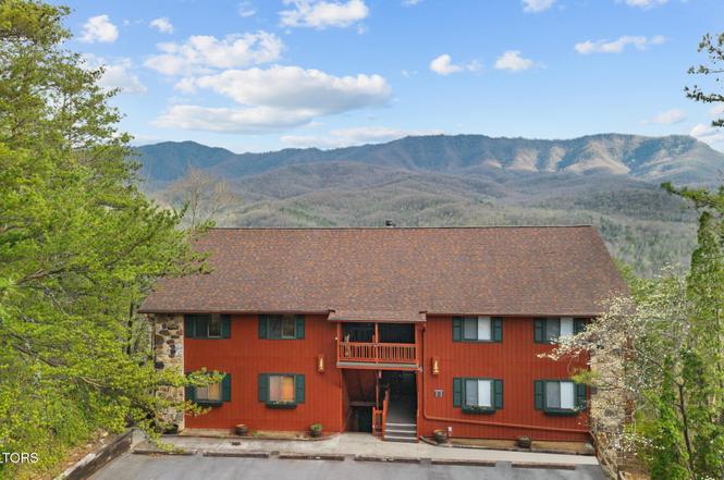 429 Deer Path Ln #106, Gatlinburg, TN
