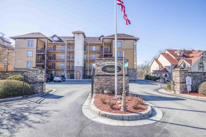 527 River Place Way Unit 315, Sevierville, TN