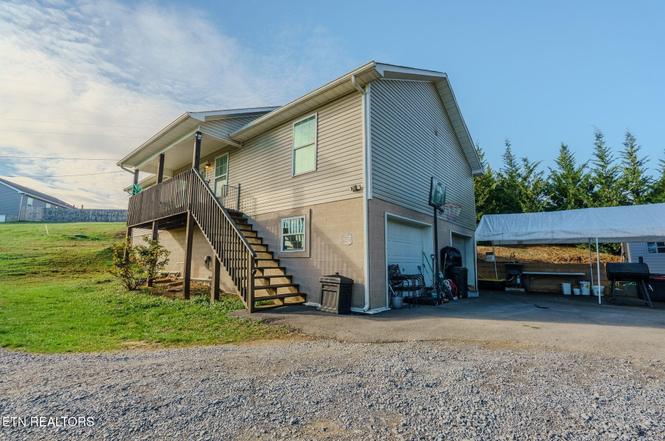1409 Snapp Rd, Sevierville, TN