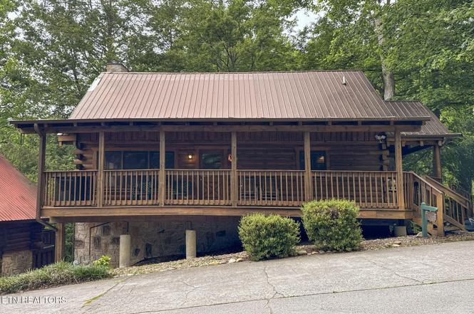 510 Hoot Owl Way, Gatlinburg, TN