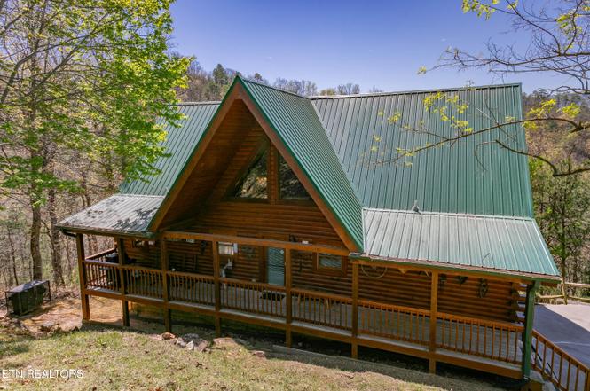 4112 Harvest Moon Rd, Sevierville, TN