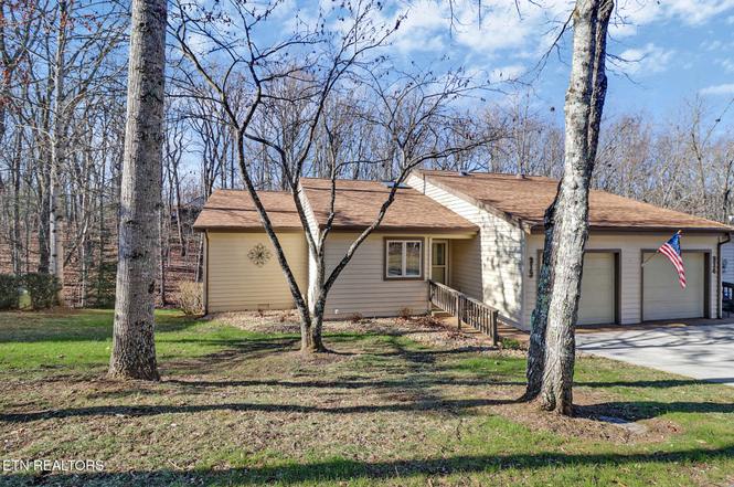 313 Lake Catherine Cir, Crossville, TN