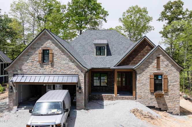 232 Forest Hill Dr, Crossville, TN