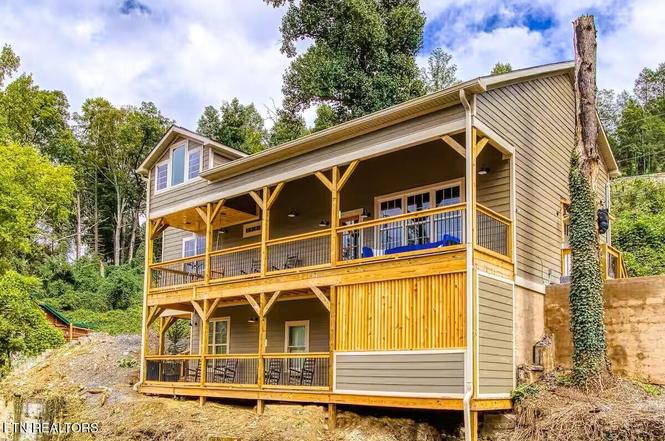 260 Circle Dr, Gatlinburg, TN