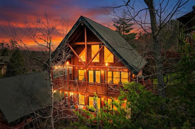 1723 Summit View Way, Sevierville, TN