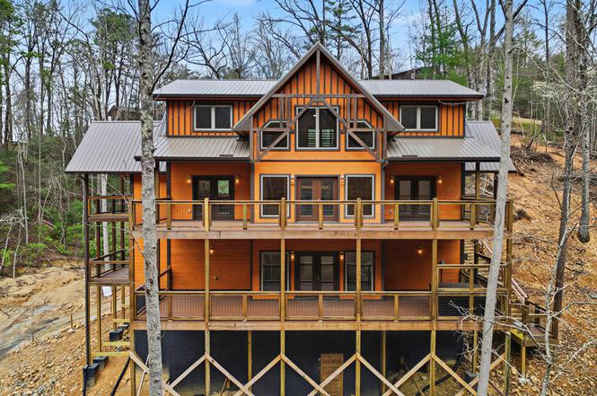 5165 Riversong Way, Sevierville, TN