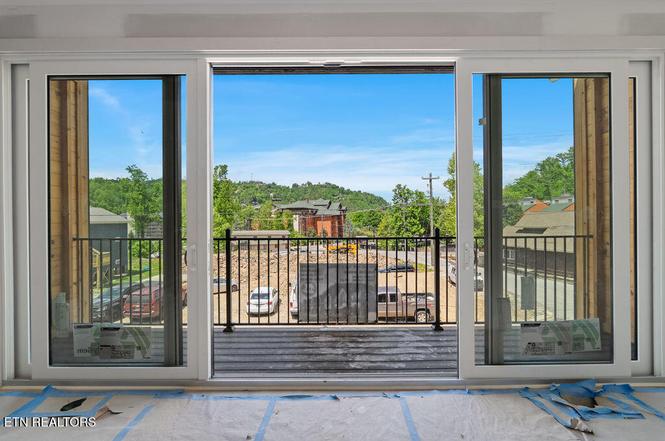 215 Circle Dr #7, Gatlinburg, TN