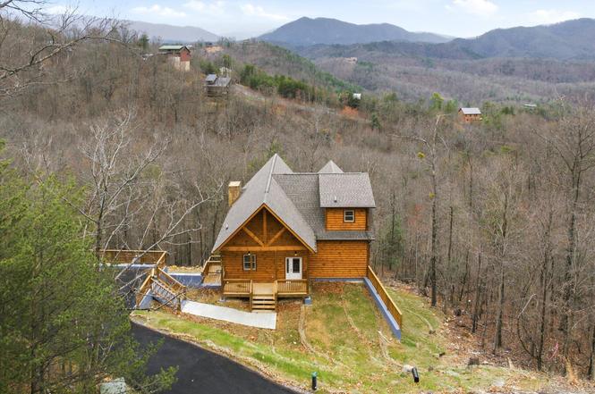 4298 Harmony Hill Ln, Sevierville, TN