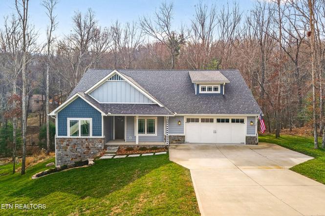 110 Motthaven Dr, Crossville, TN