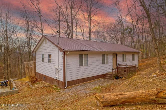 1614 Dogwood St, Sevierville, TN