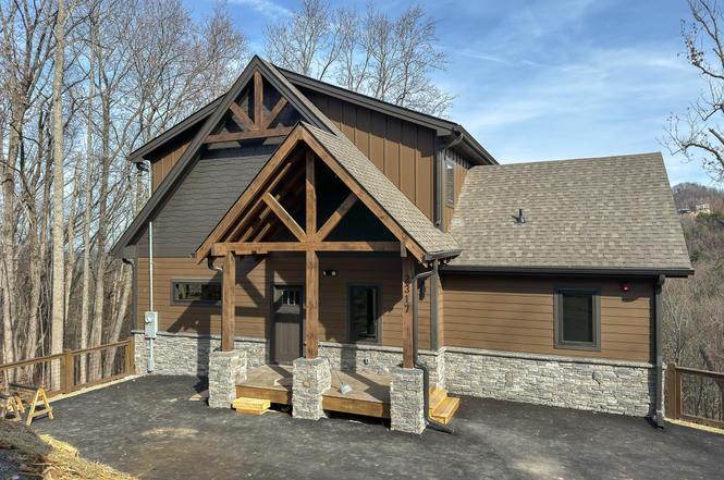 2317 Grey Fox Run, Sevierville, TN