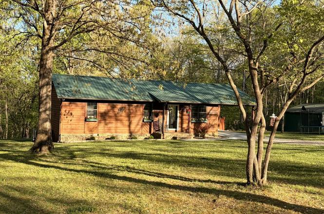 533 Robbins Rd, Crossville, TN