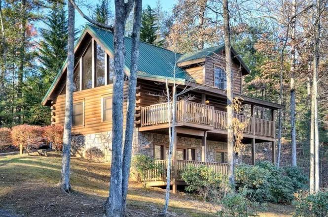 749 Yona Trail Way, Gatlinburg, TN