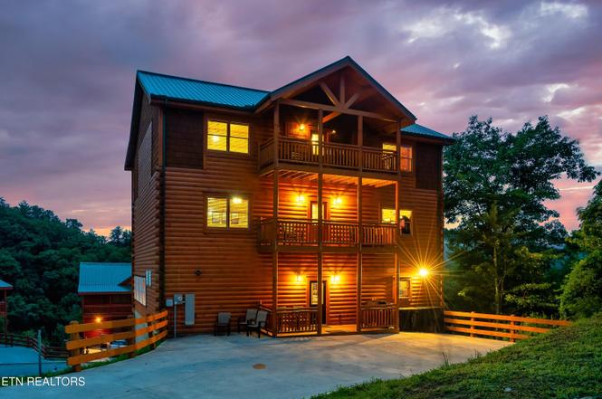 2303 Boulder Way, Sevierville, TN