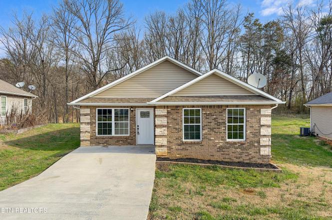 1818 Watauga St, Sevierville, TN