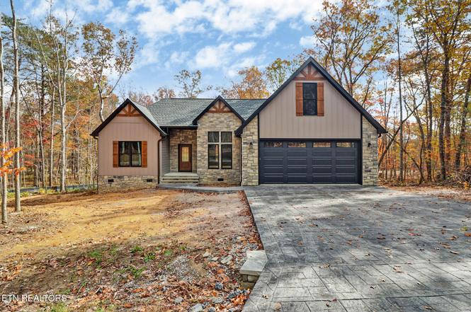 150 Adler Ln, Crossville, TN