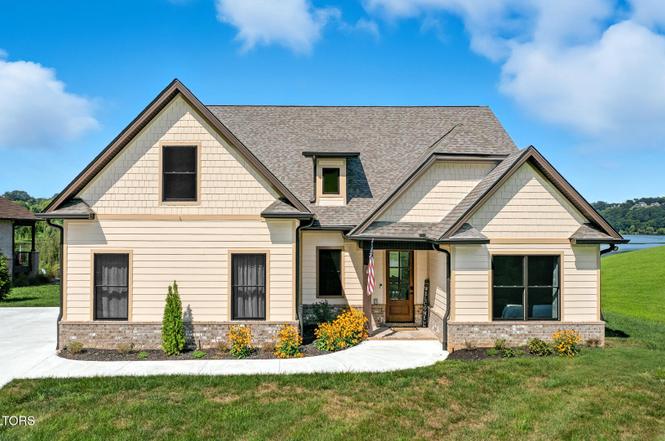 659 Quiet River Ln, Loudon, TN