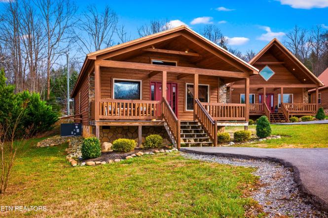 244 Forrest Loop Way, Gatlinburg, TN