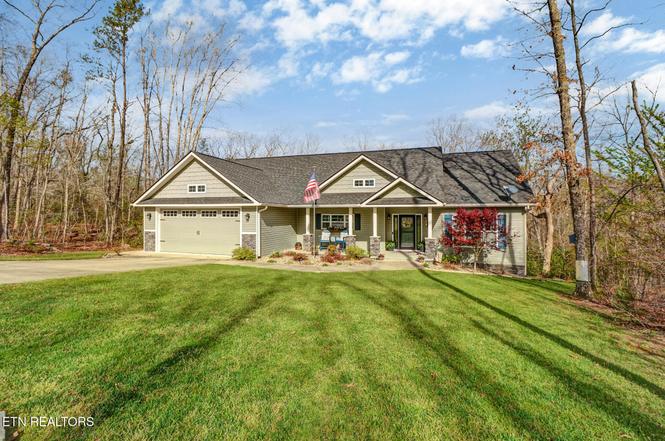 17 Leinster Ct, Crossville, TN