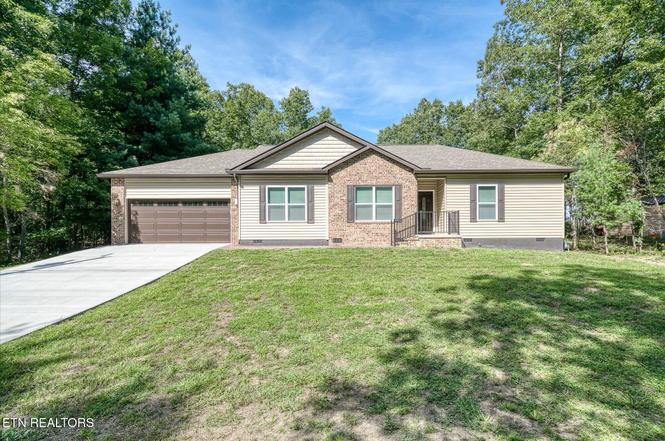 3029 Oklahoma Dr, Crossville, TN
