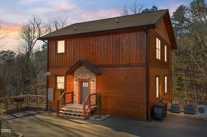 4548 Shangrila Way, Sevierville, TN